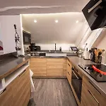 La Maison V.h., D'hotes מלון טרואה