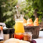 La Maison V.h., D'hotes מלון