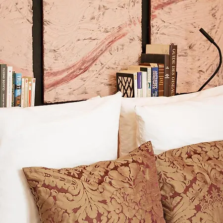 La Maison V.h., D'hotes Hotel 5*