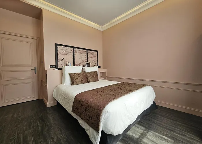 Hotel La Maison V.h., D'hotes 5*