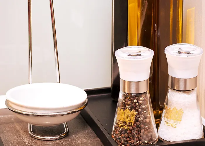 Hotel La Maison V.h., D'hotes 5*